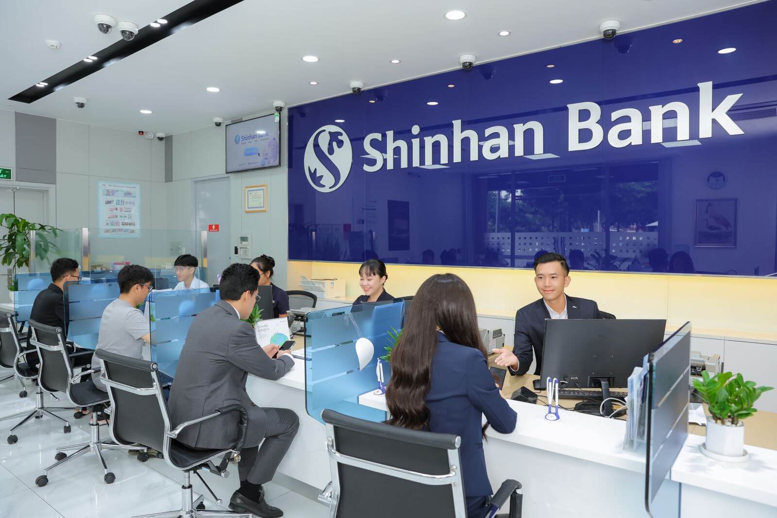 Lịch làm việc ngân hàng Shinhan Bank